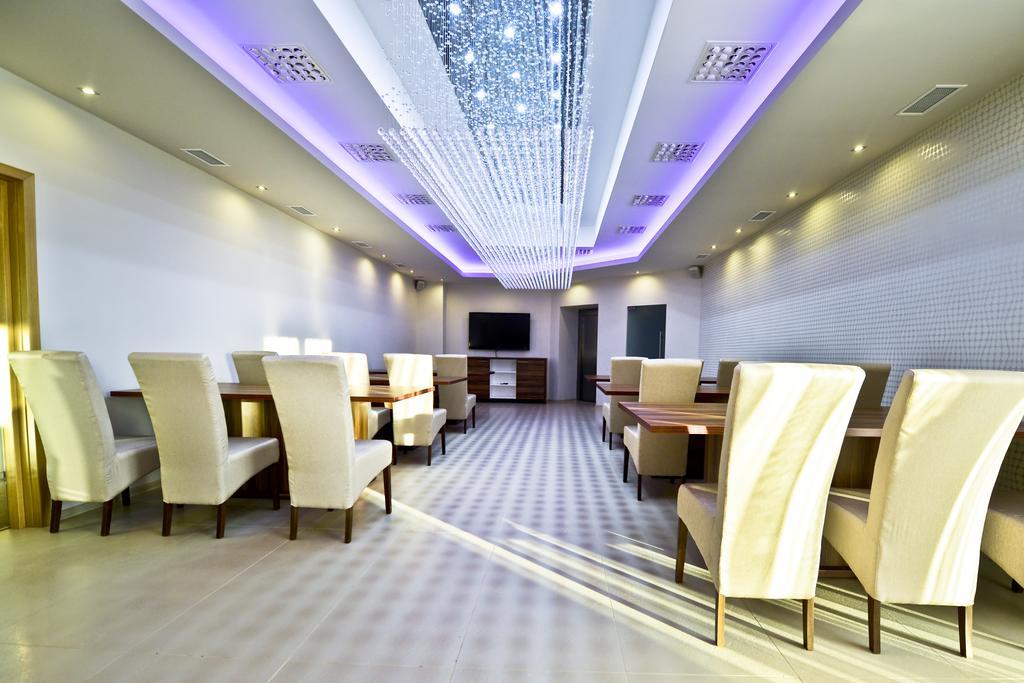 Piotrków Trybunalski Metropolispa מראה חיצוני תמונה